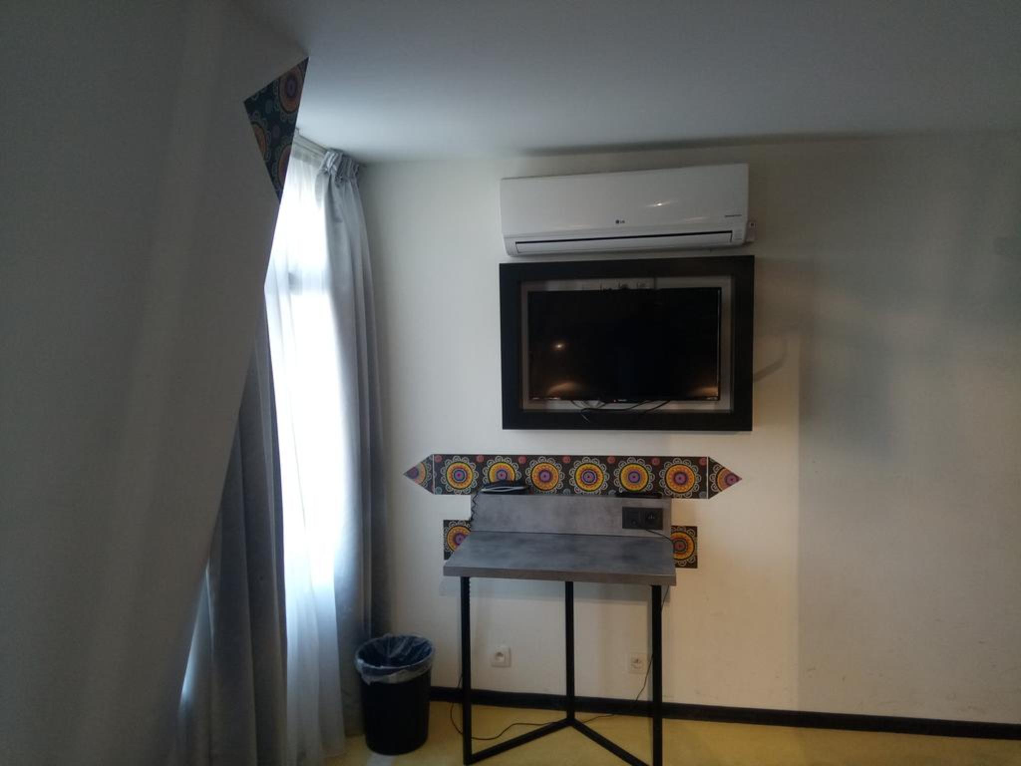 Saint-Gilles Nekotel Concept Art Hotel מראה חיצוני תמונה