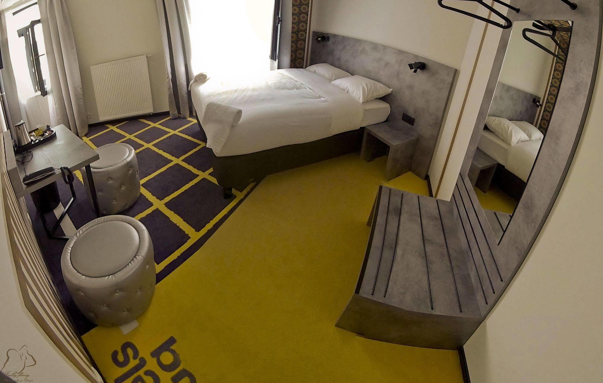 Saint-Gilles Nekotel Concept Art Hotel מראה חיצוני תמונה