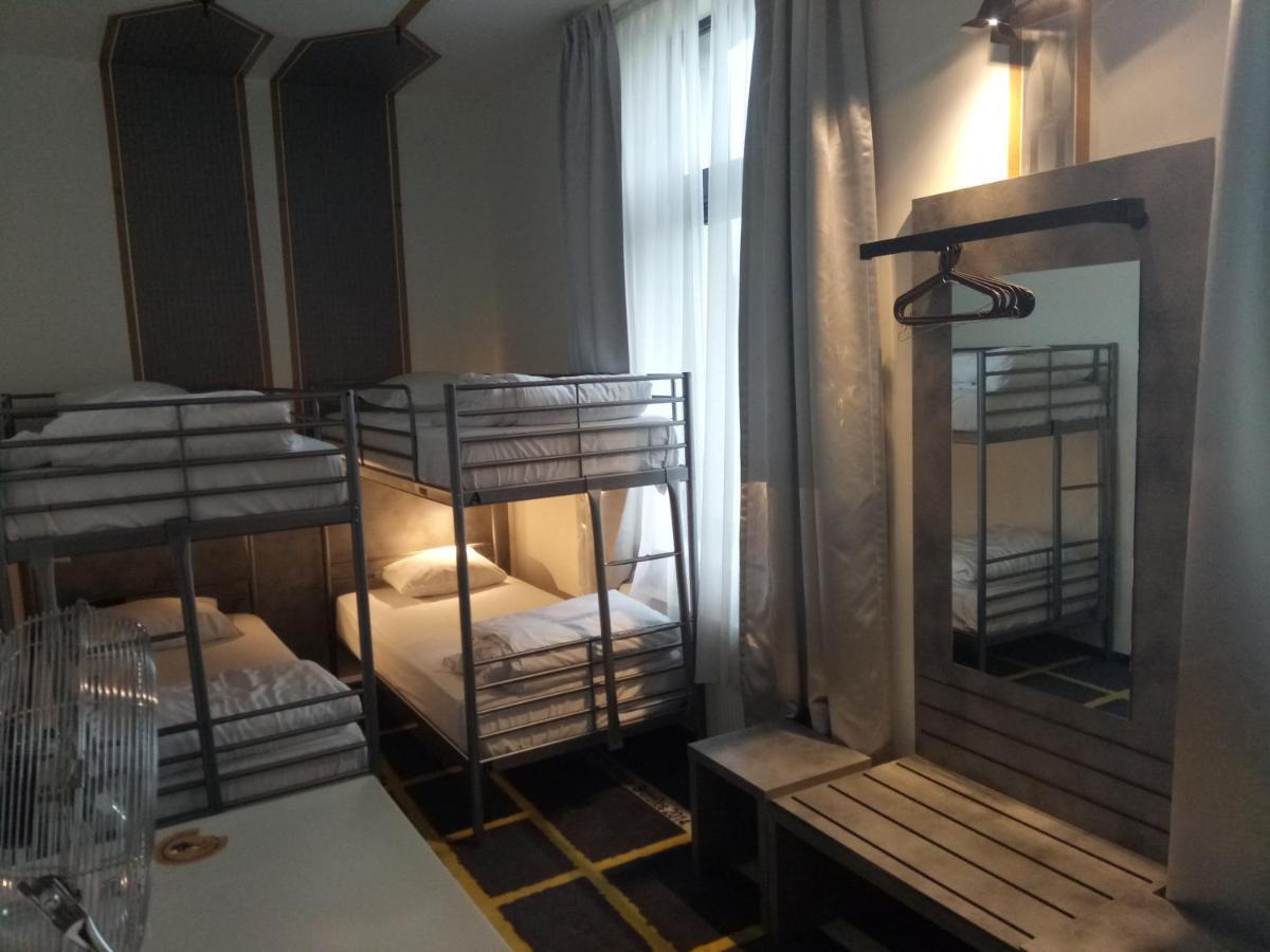 Saint-Gilles Nekotel Concept Art Hotel מראה חיצוני תמונה